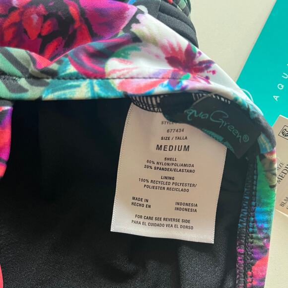 AQUA GREEN NWT One Piece Swimsuit, Floral Medium - Picture 8 of 12